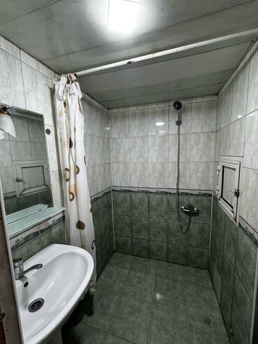 Uzunmüddətli kirayə mənzillər: Zərifə Əliyeva klinikasının yaxınlığında,5 mərtəbənin 3-cü -da lalafo.az — 7 Uzunmüddətli kirayə mənzillər: Zərifə Əliyeva klinikasının yaxınlığında,5 mərtəbənin 3-cü — 7