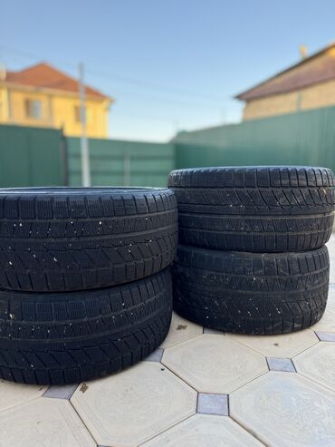 центр шины: Шины 275 / 40 / R 21, Зима, Б/у, Комплект, Внедорожные (АТ/МТ), Китай, Sailun