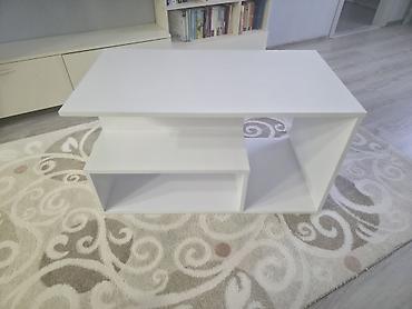 divarda kitab refleri: Düz masa, Açılmayan, Təkərsiz, Mat laminat — 1