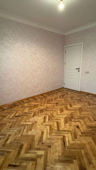 Köhnə tikili: Bakı, 4 otaqlı, Köhnə tikili, m. Elmlər Akademiyası, 108 kv. m -da lalafo.az — 3 Köhnə tikili: Bakı, 4 otaqlı, Köhnə tikili, m. Elmlər Akademiyası, 108 kv. m — 3