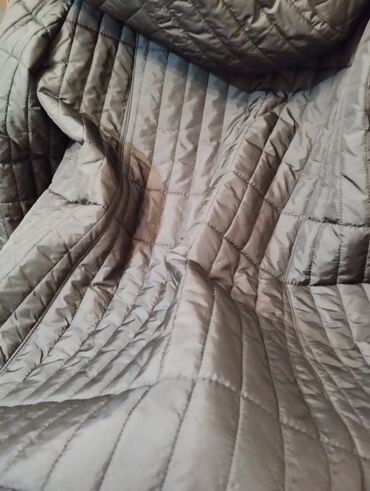 Kurtkalar: Qadın üçün uzun, qara rəngli quilt (kvadrat tikişli) yüngül qış/palto — 7