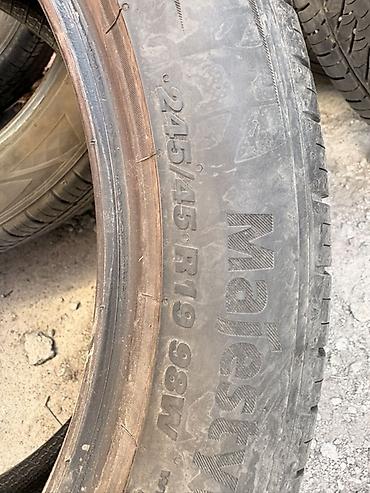 Шины: Комплект летних шин KUMHO Majesty (маркировка на боковине: Majesty — 2