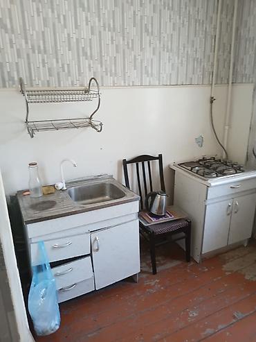 квартира аренда: Sumqayit seh 5 ci mik 5/1 1 otaqli istilik sistemi var qiymeti 200 azn — 4