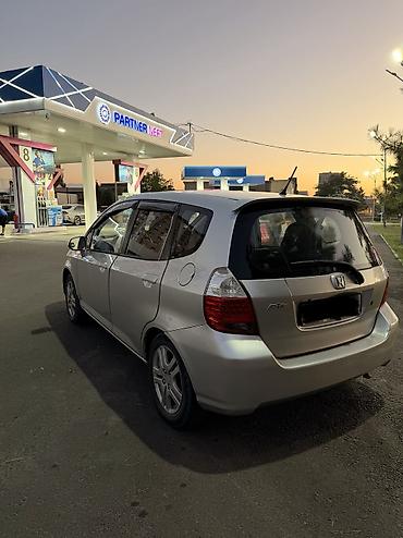 fit 2012: Honda Fit: 2006 г., 1.5 л, Автомат, Бензин, Хэтчбэк — 2