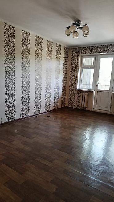 Долгосрочная аренда квартир: Тез арада 2 ком. кв 103-серияда үй сатылат. 2-этаж, бронь эшик at lalafo.kg — 8 Долгосрочная аренда квартир: Тез арада 2 ком. кв 103-серияда үй сатылат. 2-этаж, бронь эшик — 8