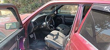 4 goz mercedes 3 2: Mercedes-Benz 190 (W201) sedan, tünd qırmızı rəng. - Kuzov: 4 qapı — 10