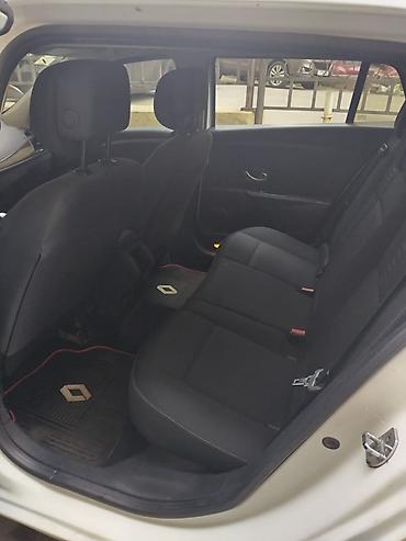 e39 rul: Renault Megane: 1.5 л | 2010 г. 341981 км Универсал — 3