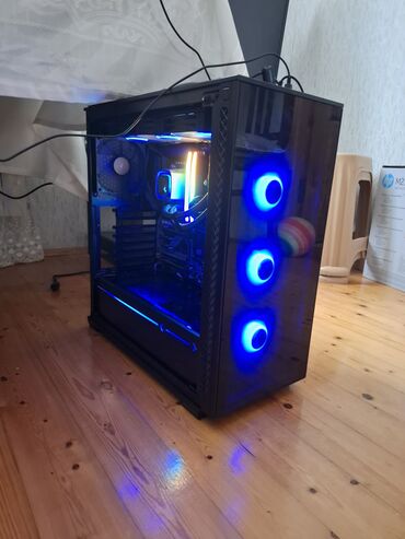 Monitorlar: System Bloku Cpu: Interl Core 7 13700k Ram: Corsair 32gb Ssd