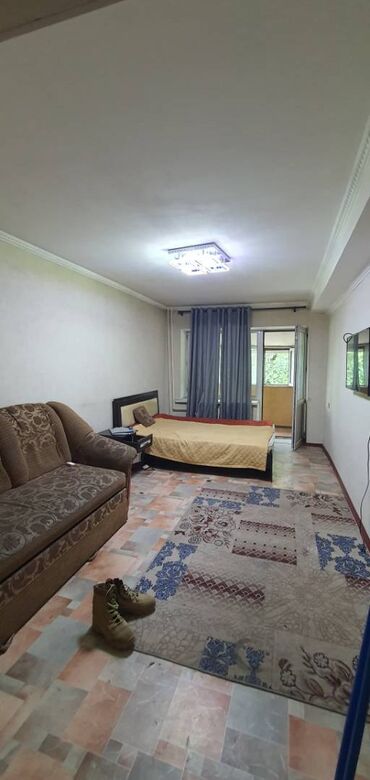 снять квартиру в заре: 3 комнаты, 78 м², Индивидуалка, 2 этаж, Старый ремонт
