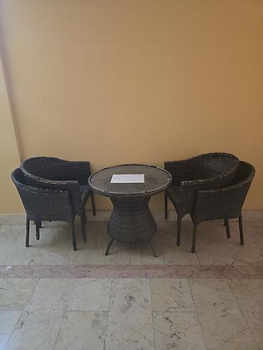 Bağ, çöl mebeli: Rattan üslubunda 4 nəfərlik açıq hava dəsti - Tərkib: 1 ədəd dairəvi — 1
