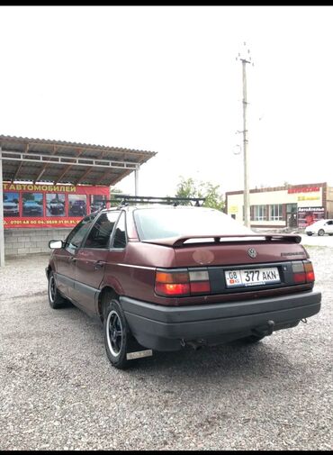 passat b3 седан: Volkswagen Passat: 1991 г., 1.8 л, Механика, Газ, Седан