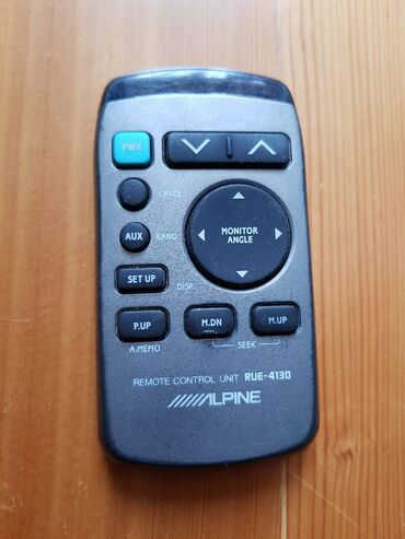 Другие аксессуары для салона: Пульты для авто. Автомагнитолы. Цены разные, пишите номер фото — 17