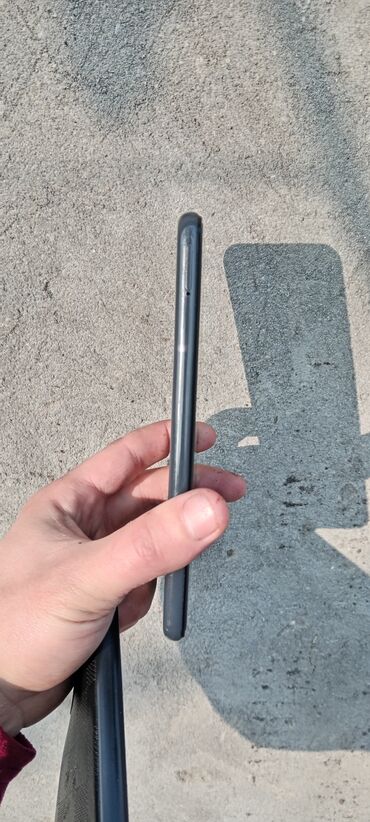 Digər mobil telefonlar: Smartfon + qoruyucu keyslə A13 qara reng 32 gb 3ram AZ işledilib - — 6