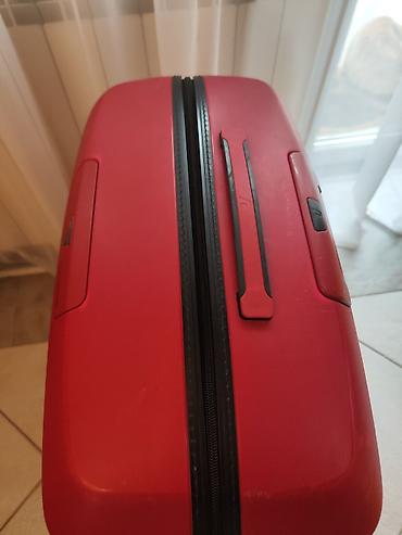 lil hybrid ez crveno svjetlo: Roncato kofer – dimenzije 80 × 52 × 25 cm - Tvrda školjka u crvenoj — 5