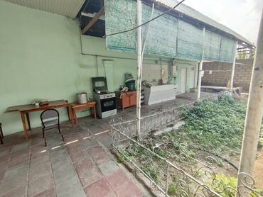 Həyət evləri və villaların satışı: 4 otaqlı, 100 kv. m, Kredit yoxdur, Orta təmir — 8