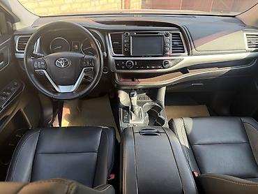Продажа авто: Toyota Highlander: 2018 г., 3.5 л, Автомат, Бензин, Кроссовер — 7