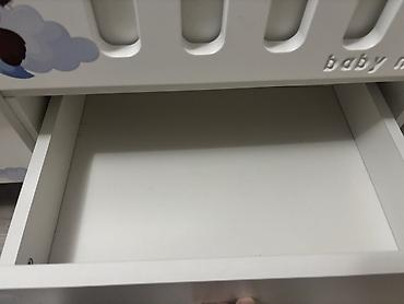 alibebe besik: Oğlan və qız üçün, İşlənmiş, Dördbucaq, Beşik, Dəstsiz, Matras ilə, Yellənmə mexanizmsiz — 5