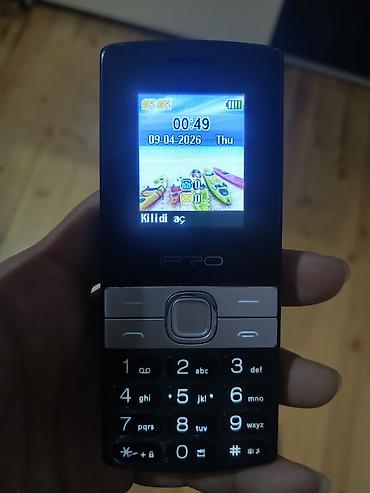 philips xenium x703: IPRO düyməli mobil telefon Xüsusiyyətlər: - Kompakt korpus, iri və — 1