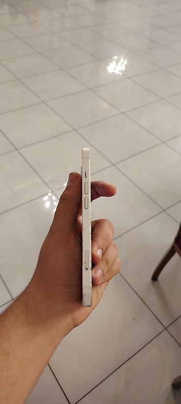 iphone se3 qiyməti: IPhone 13, Ağ, Face ID — 6