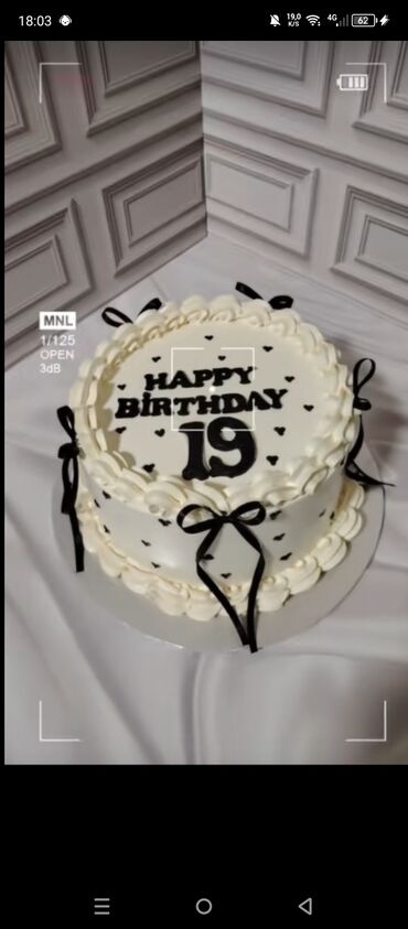 Tortlar: Məxməri krem və mastika ilə bəzədilmiş fərdi tortlar. - Mövzular — 8