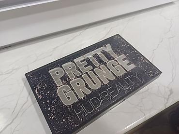 Gözəllik və sağlamlıq: Huda Beauty Pretty Grunge – 18 rəngli göz kölgəsi palitrası Xonçada — 2