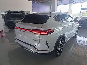 BYD: BYD Song Plus: 2023 г., Электромобиль — 5