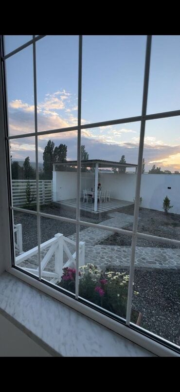 Bağ evlərinin kirayəsi: Şüşəbəndli bağ evi – istirahət və tədbirlər üçün rahat məkan - Geniş — 17