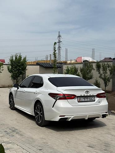Toyota: Toyota Camry: 2019 г., 2.5 л, Автомат, Бензин, Седан — 2