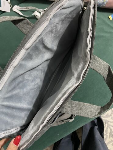 Чехлы и сумки для ноутбуков: Сумка для ноутбука, цвет серый - Форм‑фактор: горизонтальная — 6