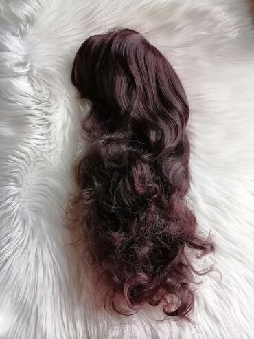 Perike i klipse: Extra kvalitet bez veštačkog sjaja Peru se peglaju uvijaju šišaju i — 20