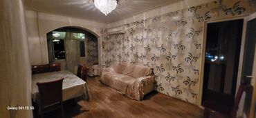 Uzunmüddətli kirayə mənzillər: 9 mkr, 9 mertebeli binanin 2ci mertebesinde qanuni 2 otaq elave — 1