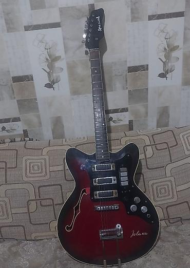 yamaha psr 740: Jolana elektrik gitarası – yarı boş (semi-hollow) korpuslu vintage — 1