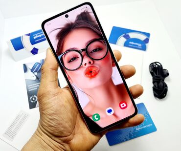 мощный ноутбук купить: Samsung Galaxy Z Flip 3 5G, Б/у, 512 ГБ, цвет - Серый, 2 SIM