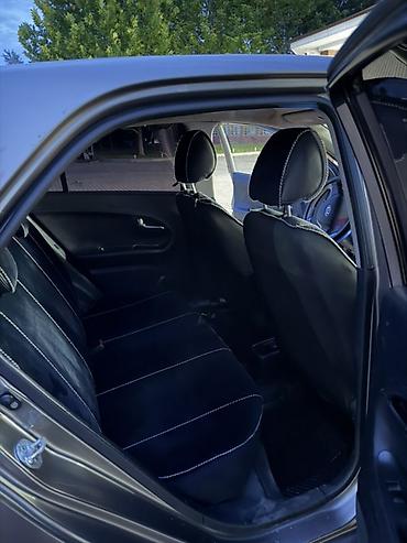 авто вит: Kia Morning: 2011 г., 0.1 л, Автомат, Бензин, Хэтчбэк — 8