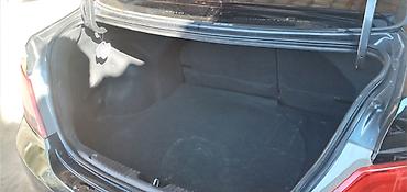 Hyundai: Hyundai Accent: 1.4 l | 2015 il Sedan — 5