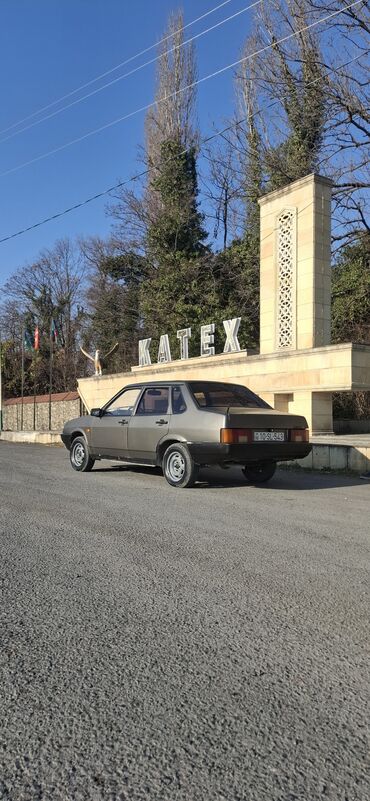 VAZ (LADA): Salam bu maşın satılır ili 92 mator karopka superdi təkərləri dördüdə — 14