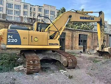 Экскаватор, Komatsu, 2020 г., Гусеничный at lalafo.kg Экскаватор, Komatsu, 2020 г., Гусеничный