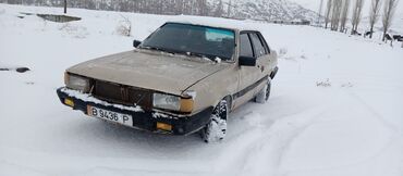 Audi: Audi 80: 1988 г., 1.8 л, Механика, Бензин, Седан