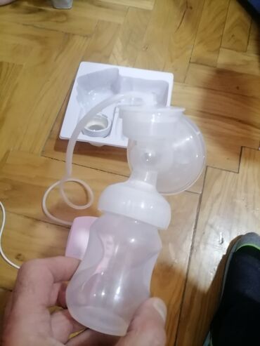 Ostali medicinski proizvodi: Električna Pumpica za izmuzanje mama dojilja i kao nova je Ispravna — 7