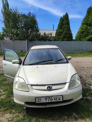 продаю номер авто: Honda Civic: 2003 г., Механика, Бензин, Хэтчбэк
