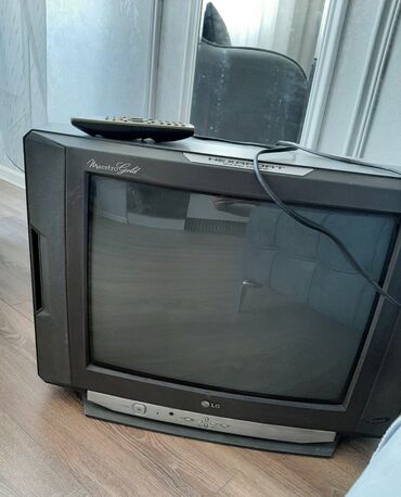 Televizorlar: İşlənmiş Televizor LG 43" Ünvandan götürmə