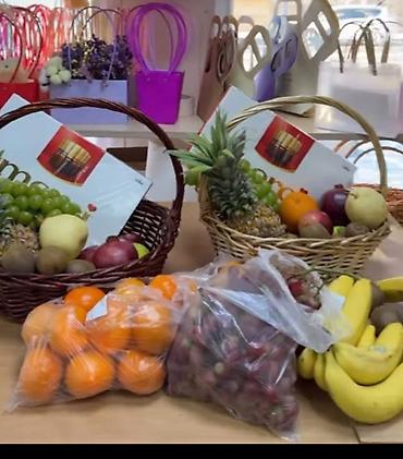 паньера сливы: Подарочная корзина с фруктами, сладости в коробках, корзина со — 3
