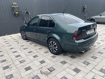 Volkswagen Bora: 1998 г., 2.3 л, Механика, Бензин, Седан at lalafo.kg Volkswagen Bora: 1998 г., 2.3 л, Механика, Бензин, Седан