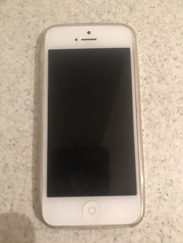 защитное стекло iphone: IPhone 5, 16 ГБ, Белый