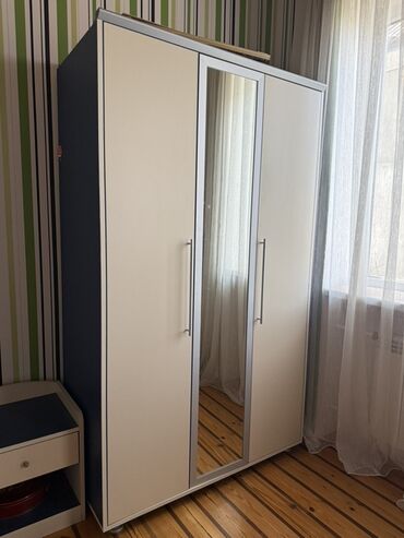 барби шкаф для одежды: Односпальная кровать, Шкаф
