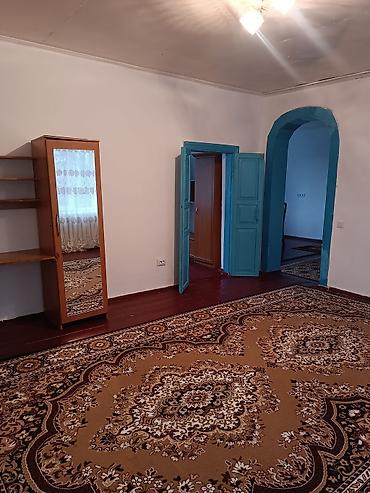 Үйлөрдү ижарага берүү: 100 м², 3 бөлмө, Ала-Тоо совхозу — 9
