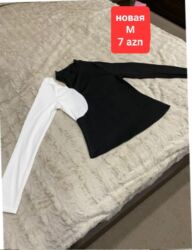 спортивные женские куртки: - Qadın köynəyi/bluza - Rəng: qara-ağ, kontrast blok dizayn - Bir qolu