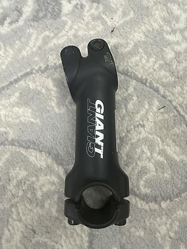 Автозапчасти: Вынос Giant оригинальный, есть царапины но маленькие, алюминий, отдам — 1