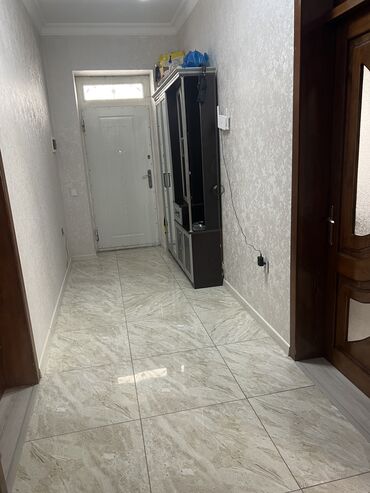 Uzunmüddətli kirayə evlər: 78 kv. m, 3 otaqlı, İşıq, Kanalizasiya, Kombi -da lalafo.az — 17 Uzunmüddətli kirayə evlər: 78 kv. m, 3 otaqlı, İşıq, Kanalizasiya, Kombi — 17