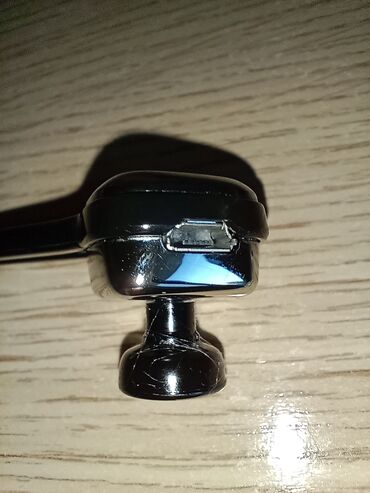 Slušalice: Plantronics Discovery 925™® Plantronics Discovery® 925 су Bluetooth® — 8